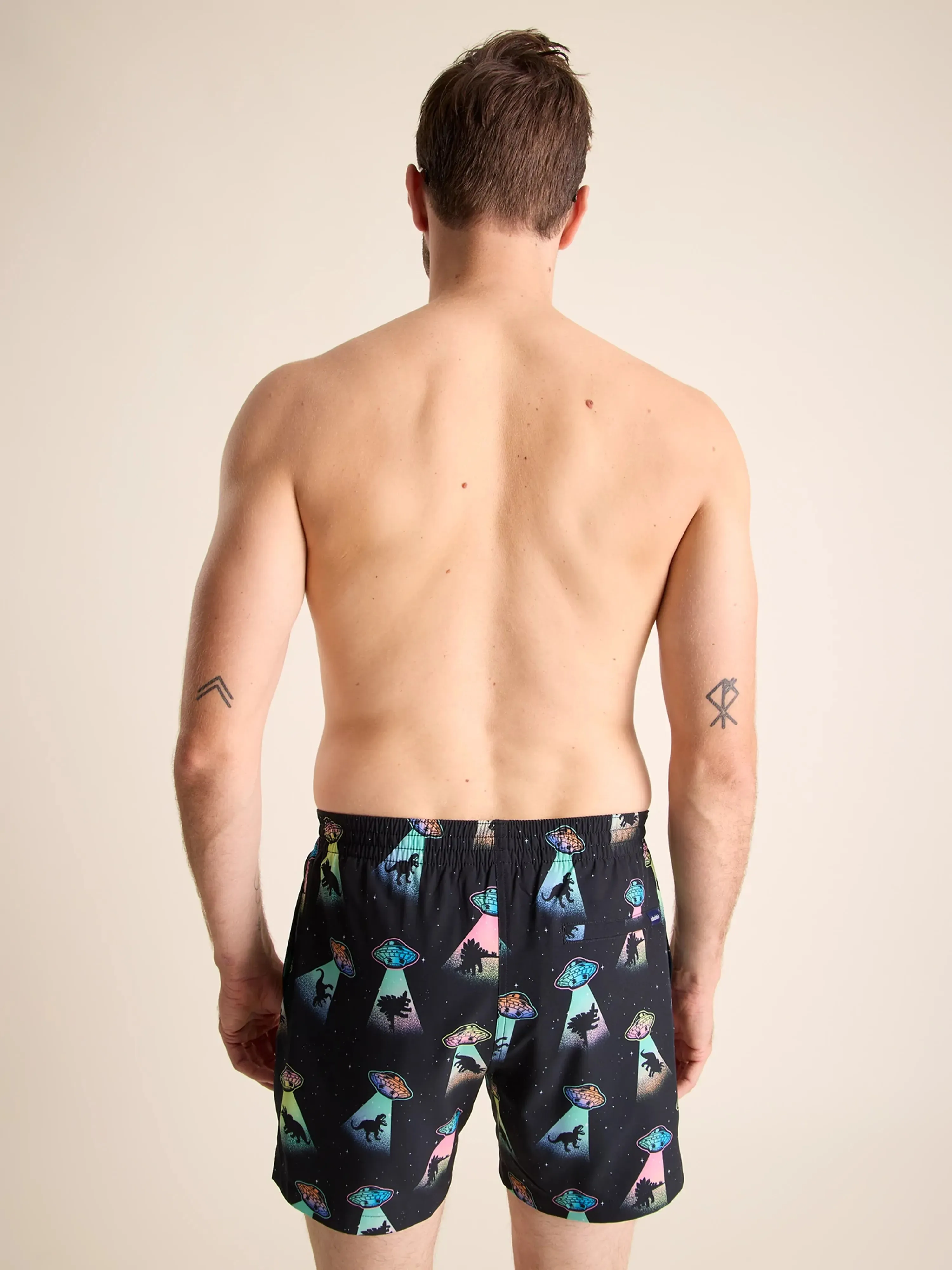 Chubbies 5.5-Inch The Beam Me Ups Swim Trunks - Black - Pattern Base (Plaids)